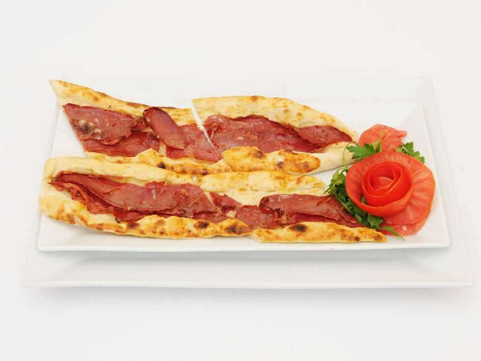 Pastırmalı Pide