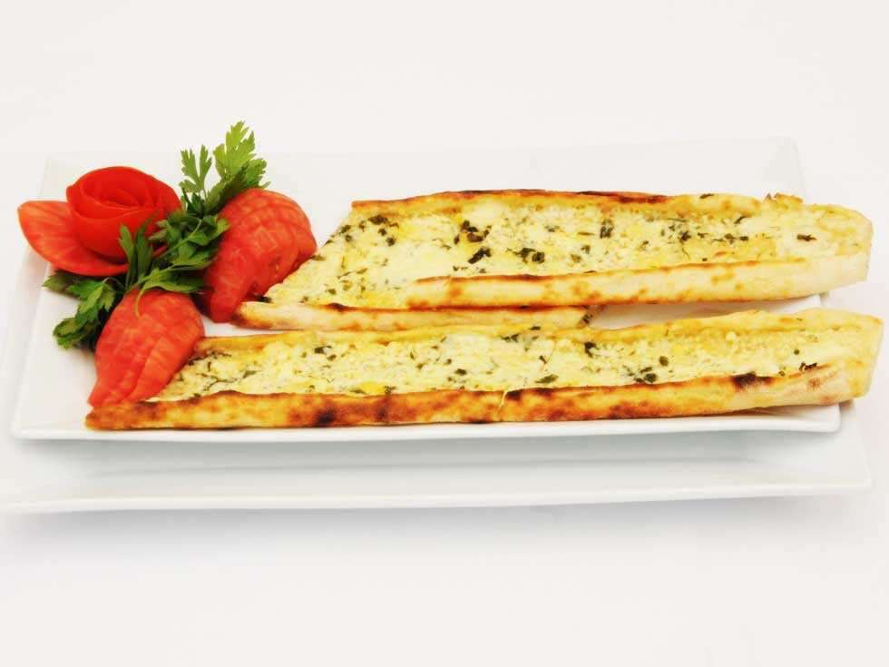 Peynirli Yumurtalı Pide